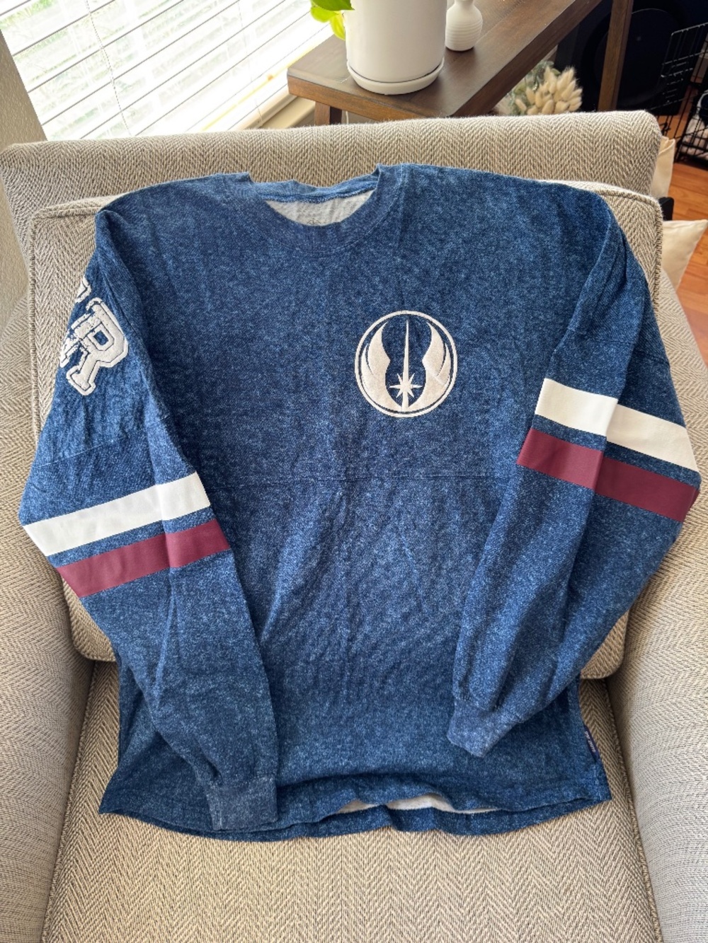 Disney Parks Spirit Jersey Star Wars Skywalker Academy Galaxy’s Edge M World